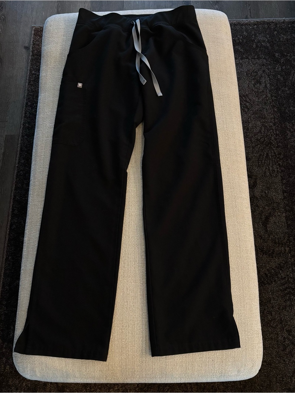 FIGS Scrub Set- Black - Picture 9 of 12